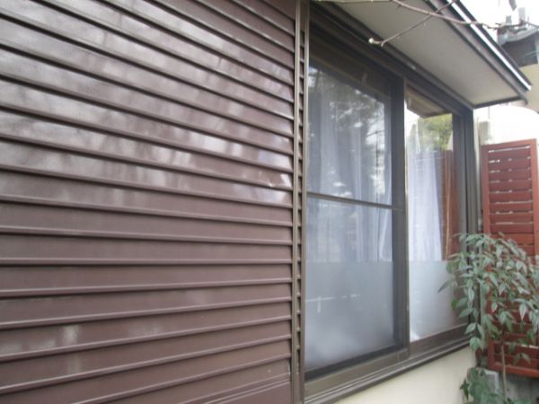雨戸とシャッターはなにが違う？それぞれの特徴やメリットを解説
