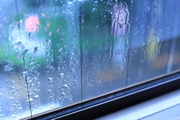 梅雨に備えたい！やっておくべき湿気対策リフォームとは？