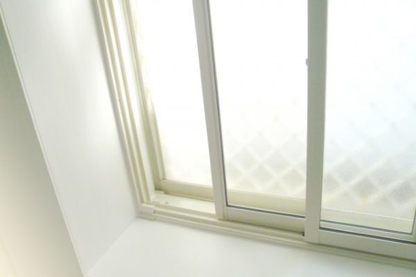 二重窓にすると防犯効果は高まる？仕組みやさらに高める方法を解説